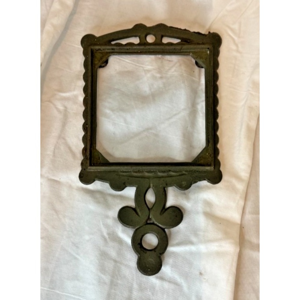Cast Iron Footed Frame For 4.5" Tile Trivet